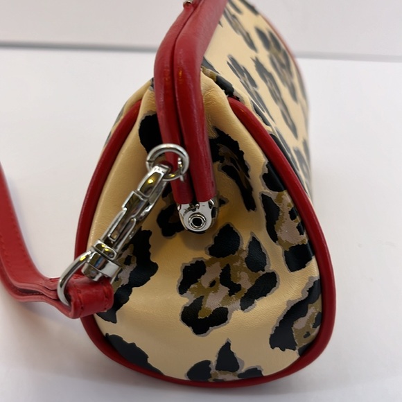 Baekgaard Leopard Print with Red Trim & Silver Hardware Kiss Lock Wristlet NWT - Picture 5 of 15